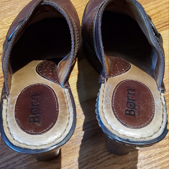 Born leather clogs. Size 6. Brown. Great shape, these shoes will last fo… - Picture 4 of 9